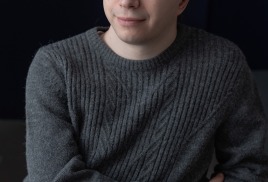 1. AЛЕКСАНДР, 35 ЛЕТ